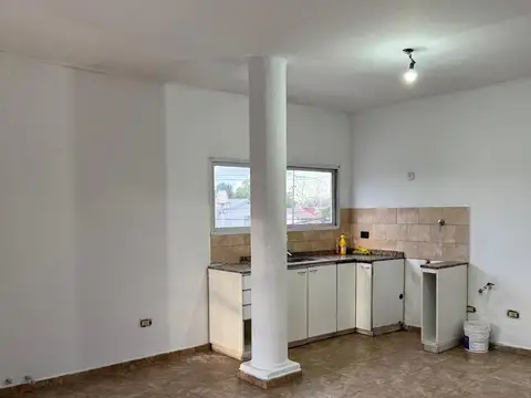 Departamento en Alquiler en José Clemente Paz, $ 480.000