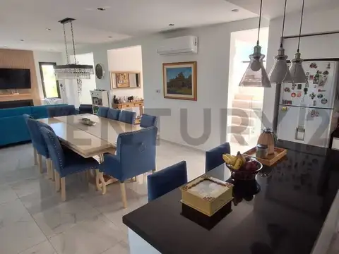 VENTA CASA SAN SEBASTIAN