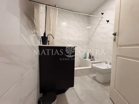 Depto Tipo Casa 2 ambientes con 1 baño