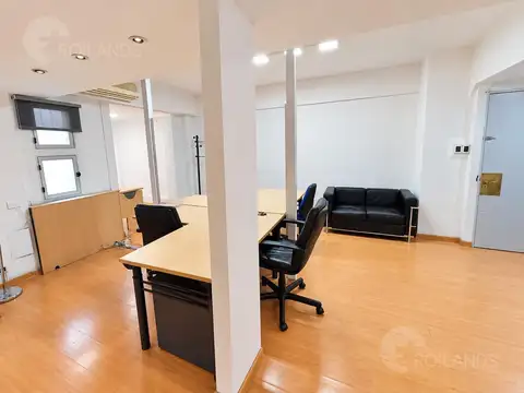 Oficina 3 ambientes con 2 baños