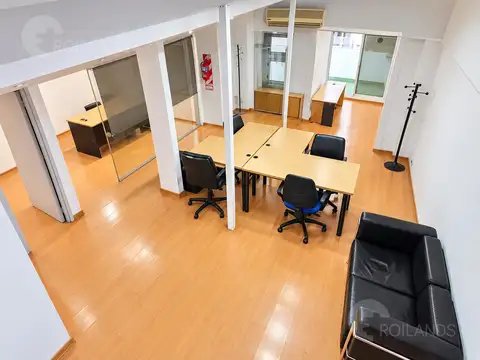 Alquiler de Oficina / Apto Profesional de 3 Ambientes con Patio, Despachos y Sala de Reuniones (Cont