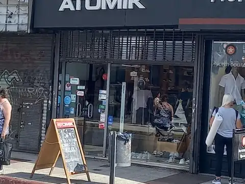 LOCAL COMERCIAL MORON CENTRO