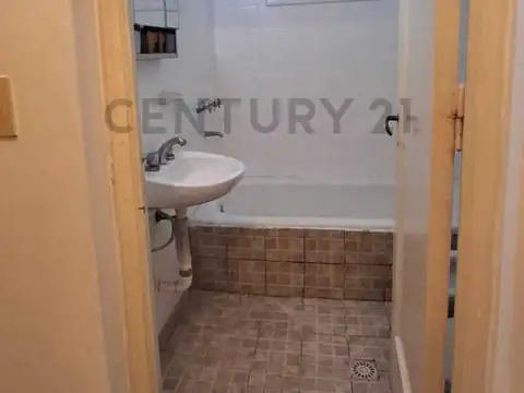 CENTURY 21 LÓPEZ VENDE DEPARTAMENTO EN CIUDAD DE MENDOZA