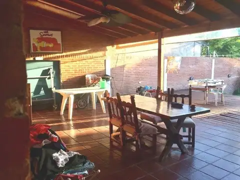 Casa en Venta en Monte Grande, USD 235.000