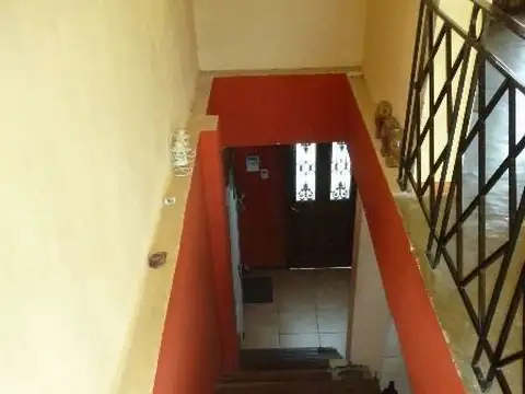 SALTA Nº 945 ENTRE GARZON Y GARZON Y RECONQUISTA