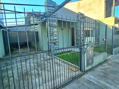 Intendente Pérez Quintana 1000