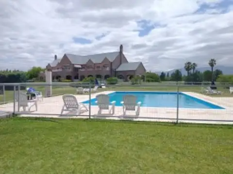 Terreno en Venta en Lunlunta, USD 110.000