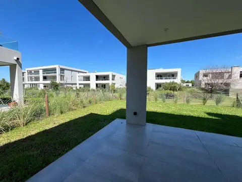 Departamento en Venta con 2 cocheras