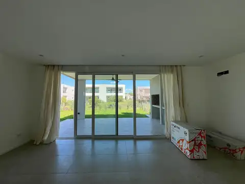 Departamento en Venta en Pilara, USD 330.000