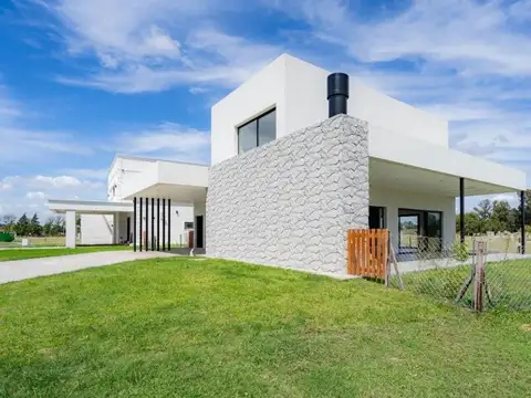 Casa en Venta en Ezeiza, USD 420.000