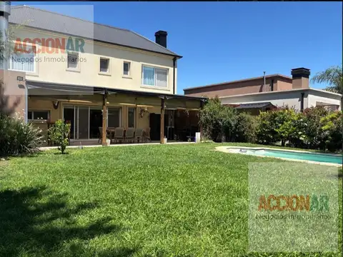 Casa en Venta de 4 dormitorios