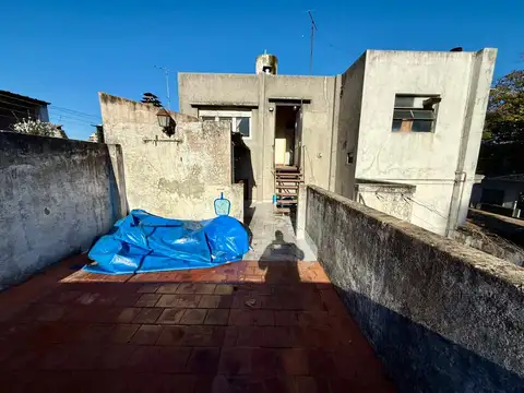 VENTA EN BOCK DOS CASAS EN LOTE PROPIO. OPORTUNIDAD DE INVERSION 