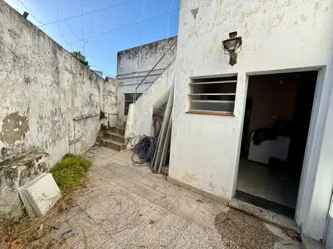 Elpidio González 3800