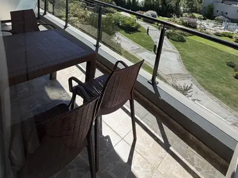 Depto Tipo Casa en Venta con 1 cocheras