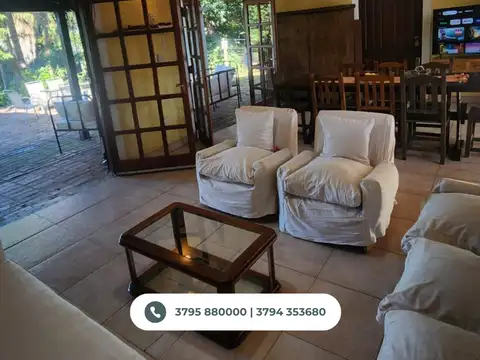 Casa en Venta en Paso De La Patria, USD 180.000