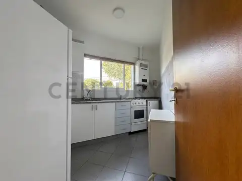 Paroissien 3100, Piso 1
