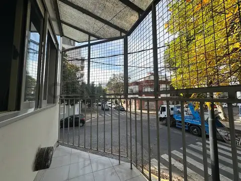 Venta Depto PH 3 Amb a 100M Parque Saavedra