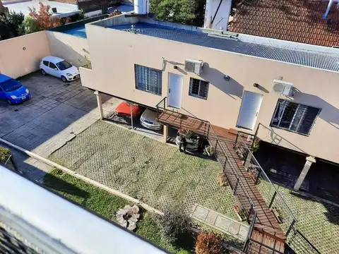 Depto Tipo Casa en Alquiler de 3 ambientes