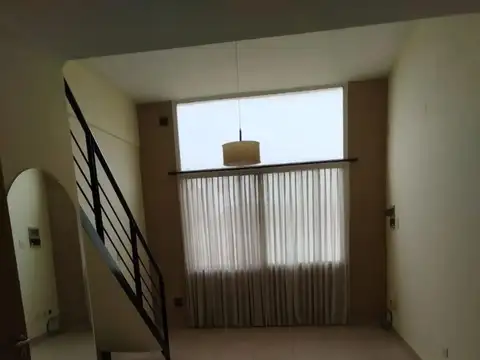 Depto Tipo Casa 3 ambientes con 1 baño