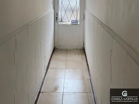 Depto Tipo Casa en Alquiler de 1 dormitorio