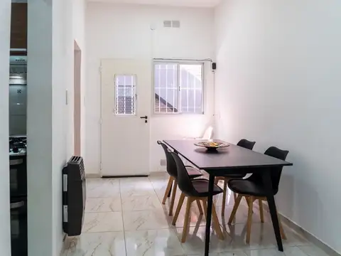 Casa 3 ambientes con 1 baño