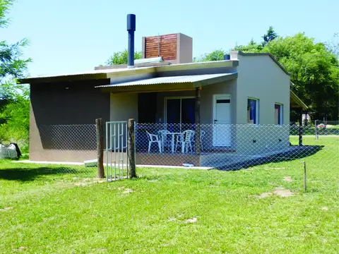 OPORTUNIDAD!!! Dos cabañas, excelente entorno y ubicación!!! 383