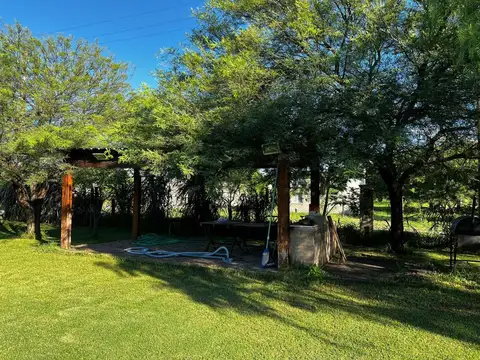 VENTA DE LOTE EN LAS MARGARITAS (FTE. LAS MORAS)