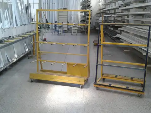 Padre Luis Monti 2400