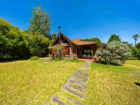 CASA EN VENTA EN FUNES IDEAL INVERSION