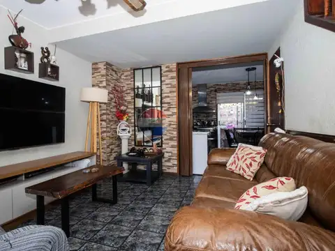 VENTA CASA 2 DORMITORIOS MALVIN NORTE
