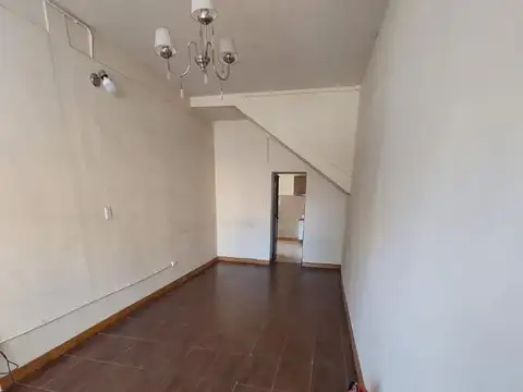 Local en Alquiler en Adrogue, $ 500.000