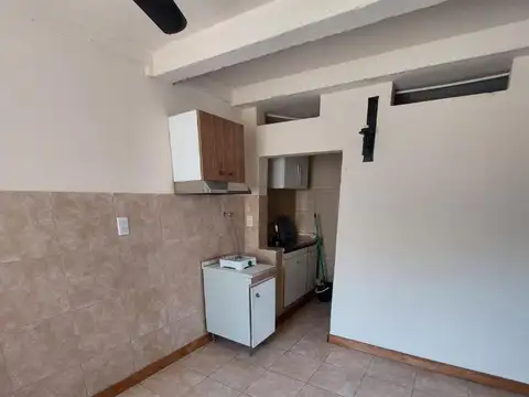 Local en Alquiler en Adrogue, $ 500.000