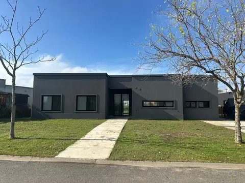 Casa en Venta - El Cantón, barrio Norte