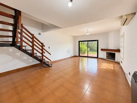 Casa en Alquiler de 3 dormitorios