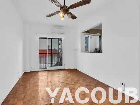 Avenida Jujuy e/ Adolfo Alsina y Moreno