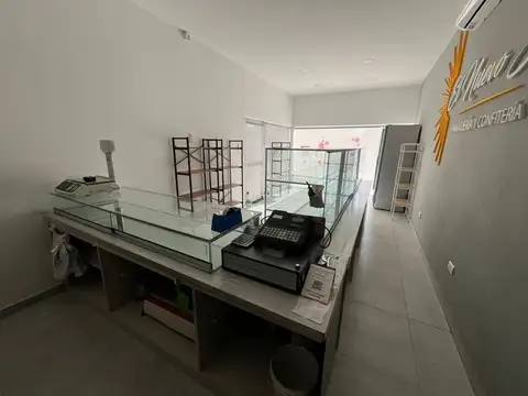 Local comercial en Córdoba 376.