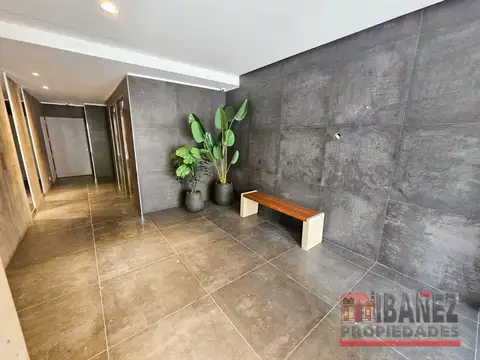 TOMAS LEBRETON 5200, Piso 7