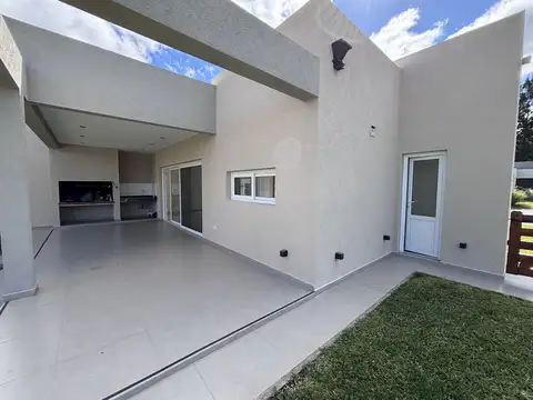 Casa en Venta en Santa Inés, USD 250.000