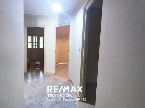 Casa en Alquiler con 1 cochera