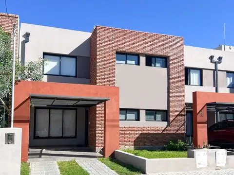 Candelaria del Mármol 100