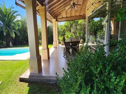 Casa en Venta de 4 dormitorios