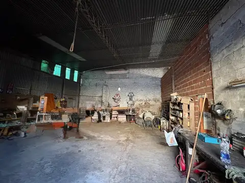 Galpon en Venta 36  mts Fondo