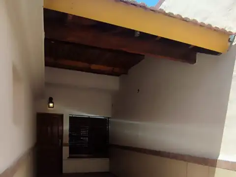 Depto Tipo Casa en Alquiler de 3 dormitorios