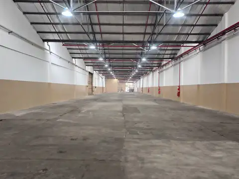 Galpón en alquiler en Barracas de 1.600 m2
