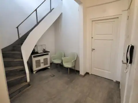 Depto Tipo Casa en Venta 8 años