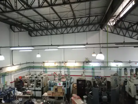 Galpon en Alquiler en Villa Lynch, $ 14.500.000