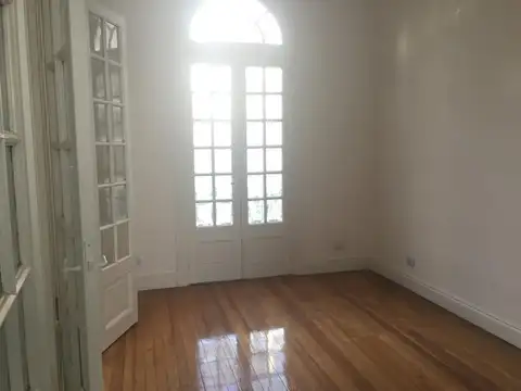 Departamento 5 ambientes con 1 baño