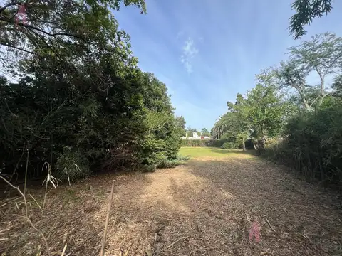 Terreno en Venta 27  mts Frente