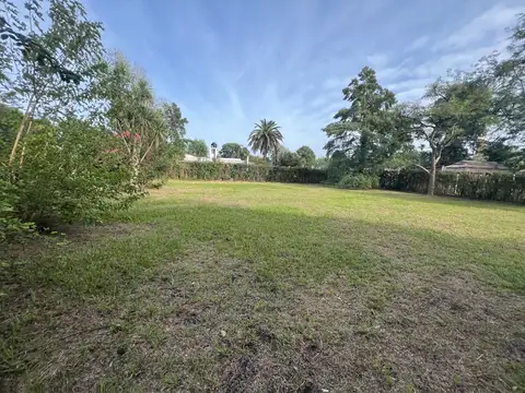 Terreno en Venta en Francisco Alvarez, USD 45.000