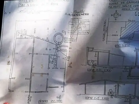 Casa 3 ambientes con 1 baño